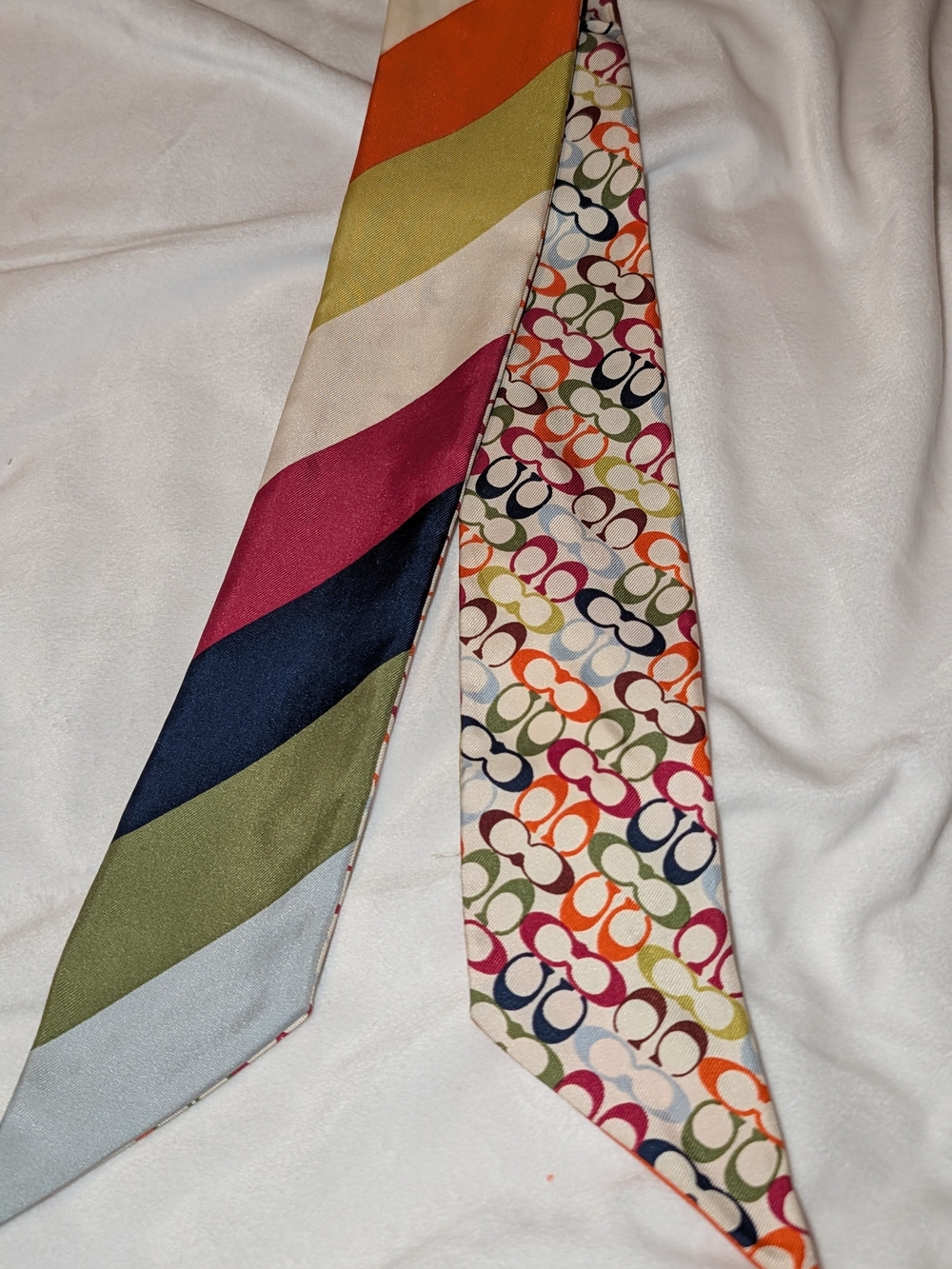 Coach Legacy Stripe Reversible Skinny Scarf Good Condition - Picture 3 of 8